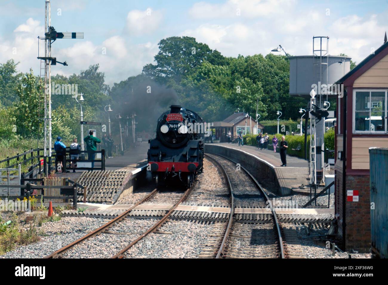 Il Pullman Wealden alla stazione di Bodium, sulla ferrovia Kent e East Sussex Foto Stock