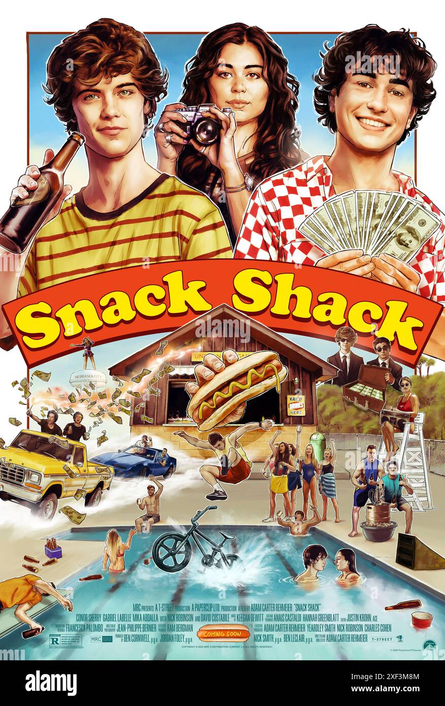 Snack Shack (2024) diretto da Adam Rehmeier e interpretato da Conor Sherry, Gabriel LaBelle e Mika Abdalla. Due migliori amici hanno la possibilità di gestire lo snack in piscina, che più tardi diventa lo scenario perfetto per trasgressione, divertimento, scoperta personale e romanticismo. US un foglio poster ***SOLO PER USO EDITORIALE***. Credito: Immagini BFA/Paramount Foto Stock