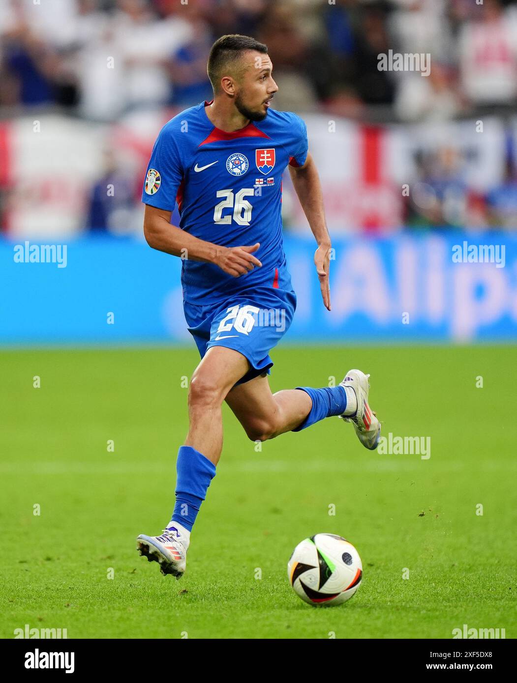 ivan-schranz-in-slovacchia-durante-il-turno-di-uefa-euro-2024-16