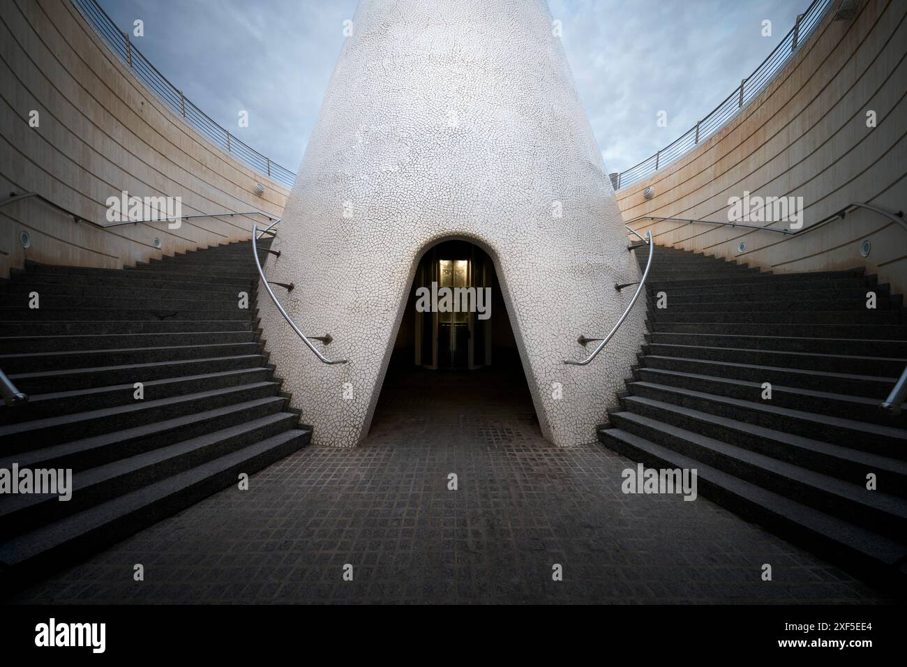 Scale moderne nella città delle Arti e delle Scienze (Valencia - Spagna) Foto Stock