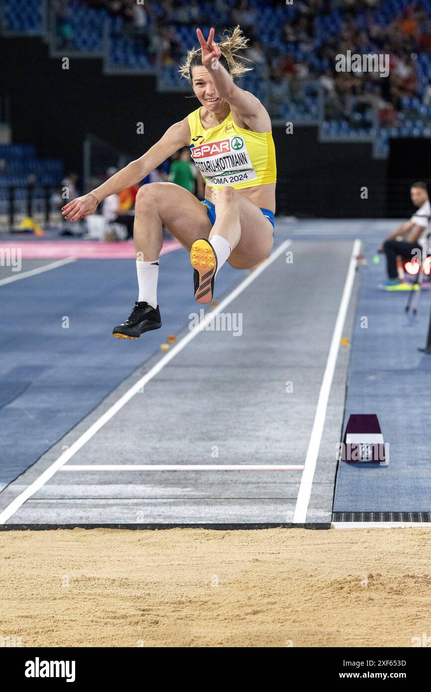 Alina Rotaru-Kottmann (Romania) durante la finale di salto lungo femminile dei Campionati europei di atletica leggera Roma 2024, Roma, Lazio, Italia Foto Stock