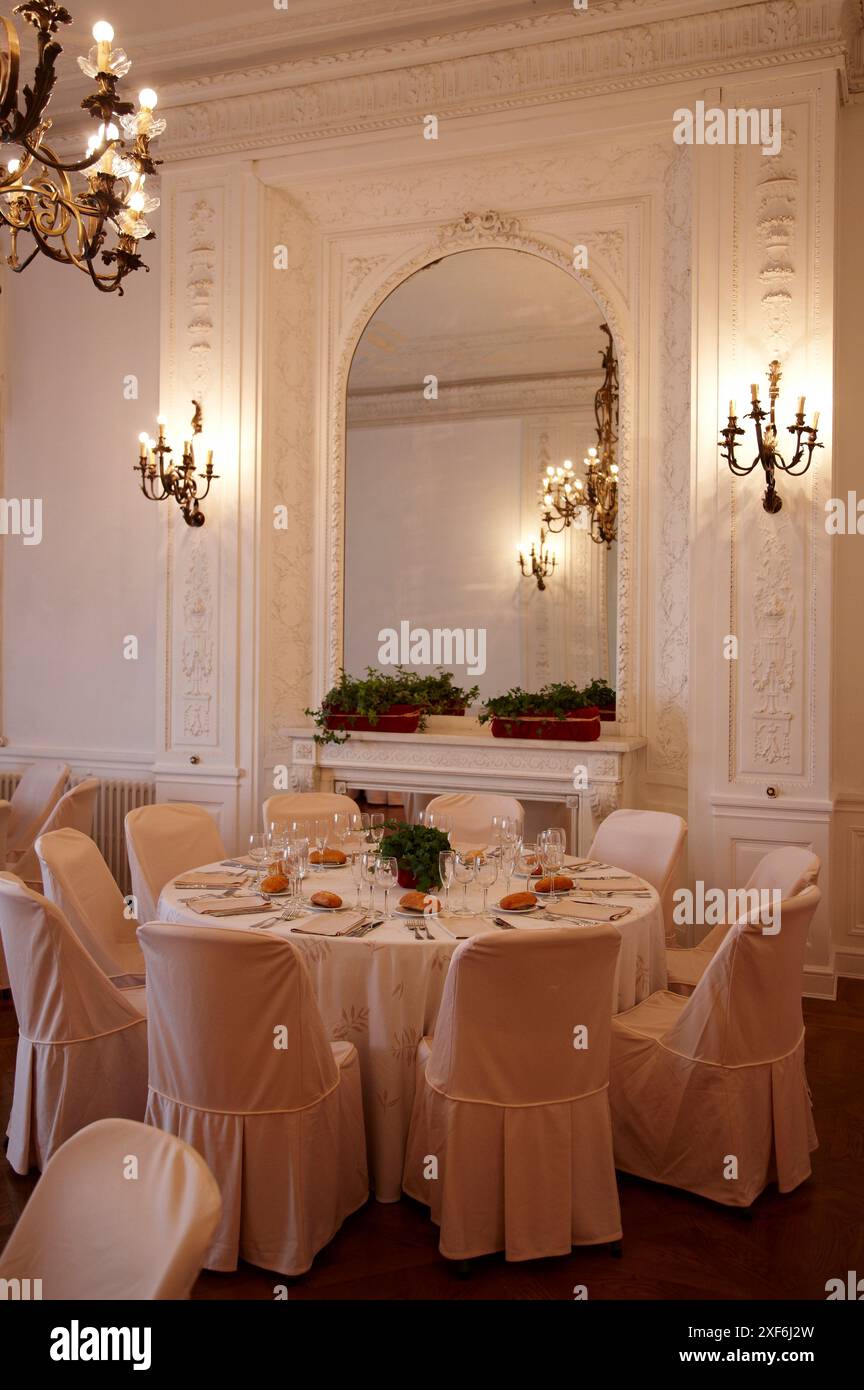 La sala delle cene di gala, Palacio de Miramar, San Sebastian, Gipuzkoa, Euskadi, Spagna Foto Stock