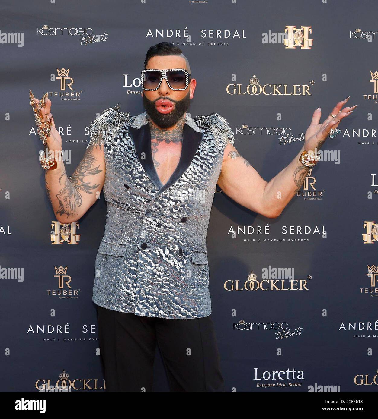 Harald Gloeoeckler bei Harald Gloeoeckler Fashion Night im Loretta am Wannsee, Berlino. *** Harald Gloeoeckler alla Harald Gloeoeckler Fashion Night a Loretta am Wannsee, Berlino Foto Stock