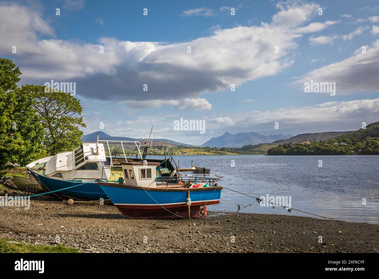 Geografia / viaggi, Gran Bretagna, Scozia, baia tranquilla sulla costa vicino a Portree, ULTERIORI DIRITTI-INFORMAZIONI-NON-DISPONIBILI Foto Stock