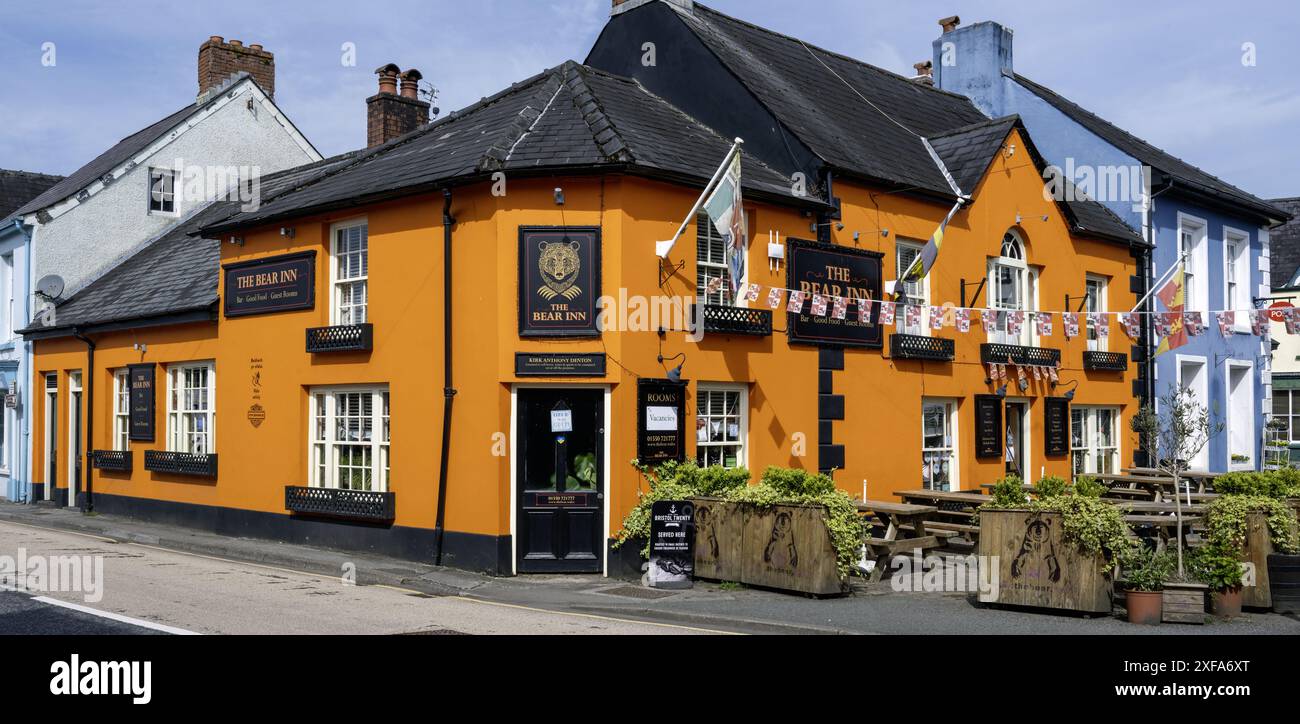 The Bear Inn - Public House - Market Square, Llandovery, Carmarthenshire, Galles, Regno Unito Foto Stock