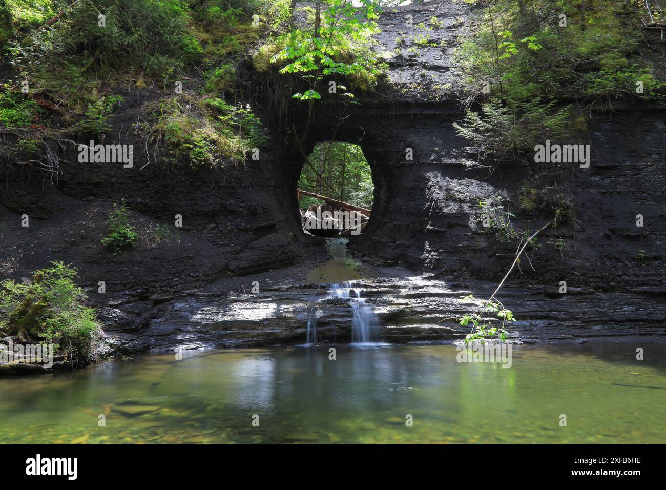 Geografia / viaggi, Canada, Port Alberni, Hole-in-the-Wall, Vancouver Island, ULTERIORI-DIRITTI-AUTORIZZAZIONE-INFORMAZIONI-NON-DISPONIBILI Foto Stock