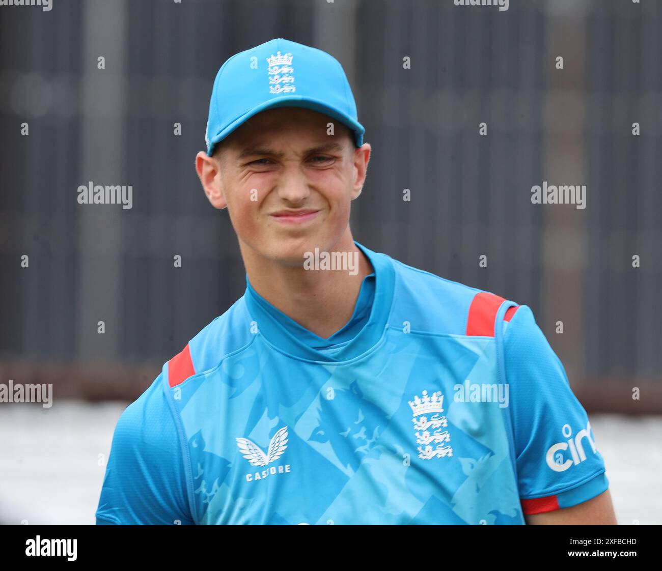 Harry Moore (Derbyshire) dell'Inghilterra Under 19 in azione durante la partita delle Youth One Day International Series tra Inghilterra Under 19 e Sri Lanka Under Foto Stock
