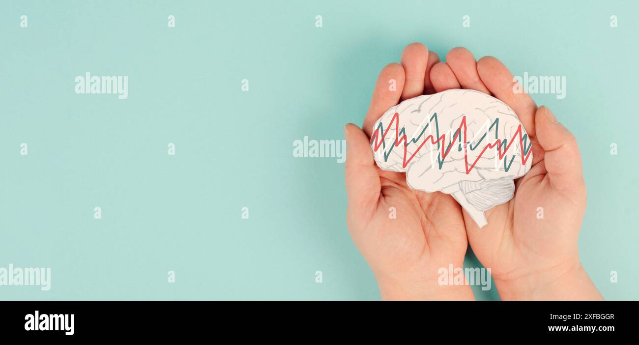 Alzheimer, epilessia, consapevolezza della diagnosi di demenza, morbo di Parkinson, disturbo della perdita di memoria, cervello con convulsioni, EEG, attività elettrica della mente Foto Stock