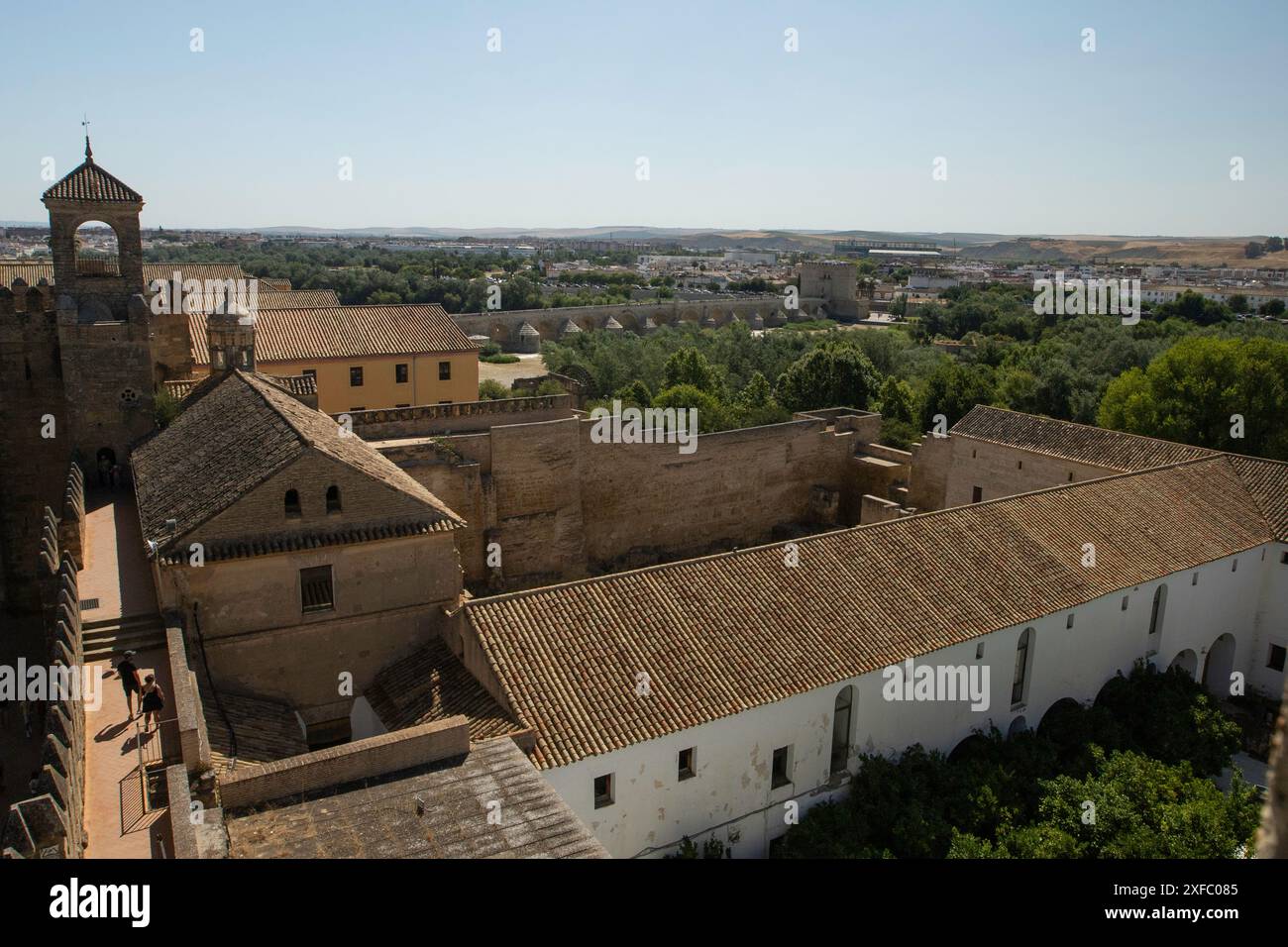 Gli aspetti dell'interno dell'Alcázar dei monarchi cristiani sono esposti, che fa parte del centro storico di Cordova, un complesso dichiarato patrimonio dell'umanità dall'UNESCO, a Cordova, Andalusia, Spagna, il 2 luglio, 2024. (foto di Cristian Leyva/NurPhoto) credito: NurPhoto SRL/Alamy Live News Foto Stock