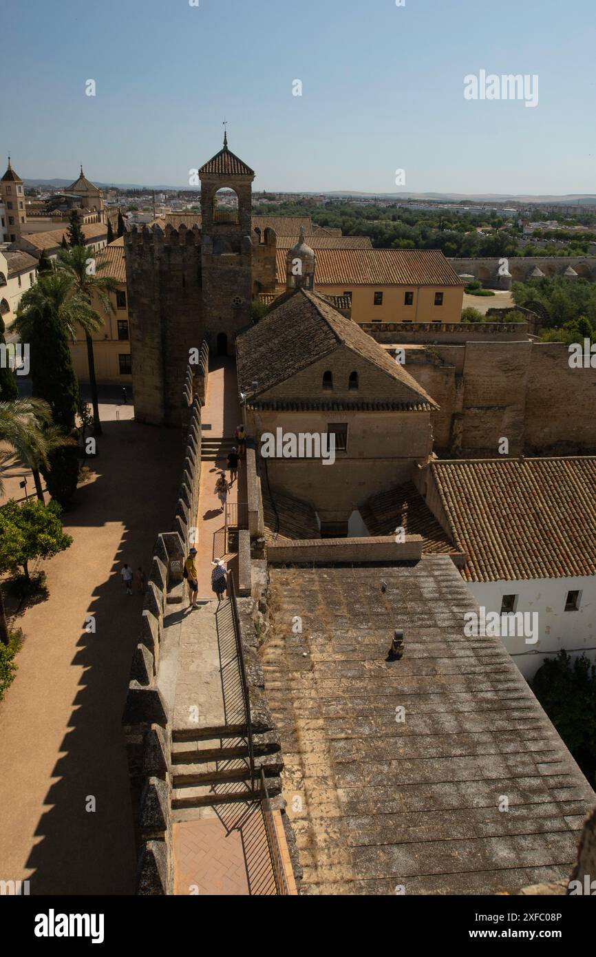 Gli aspetti dell'interno dell'Alcázar dei monarchi cristiani sono esposti, che fa parte del centro storico di Cordova, un complesso dichiarato patrimonio dell'umanità dall'UNESCO, a Cordova, Andalusia, Spagna, il 2 luglio, 2024. (foto di Cristian Leyva/NurPhoto) credito: NurPhoto SRL/Alamy Live News Foto Stock