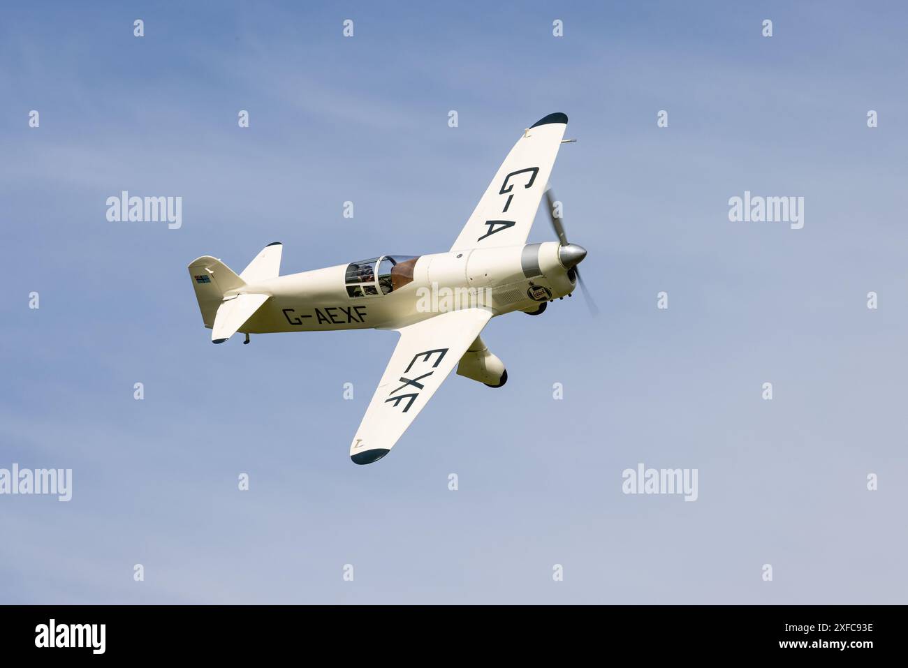 Percival P6 Mew Gull, registrazione G-AEXF, in mostra al Shuttleworth Festival of Flight, giugno 2024 Foto Stock