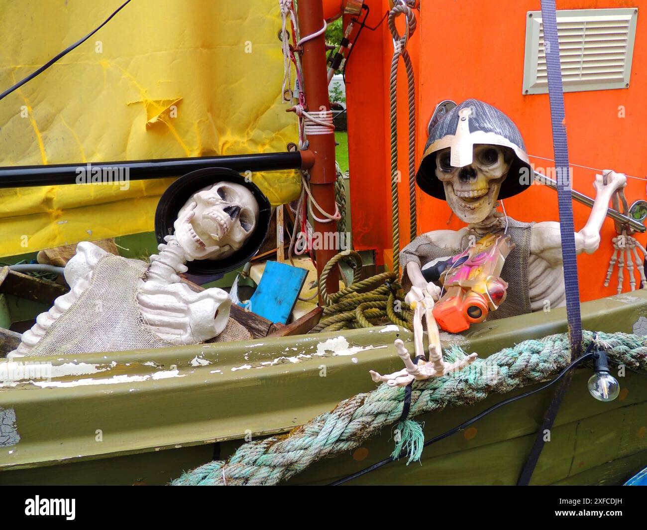 Happy Skeletons - Kirkcudbright Steampunk festival, Scozia, giugno 2024 Foto Stock