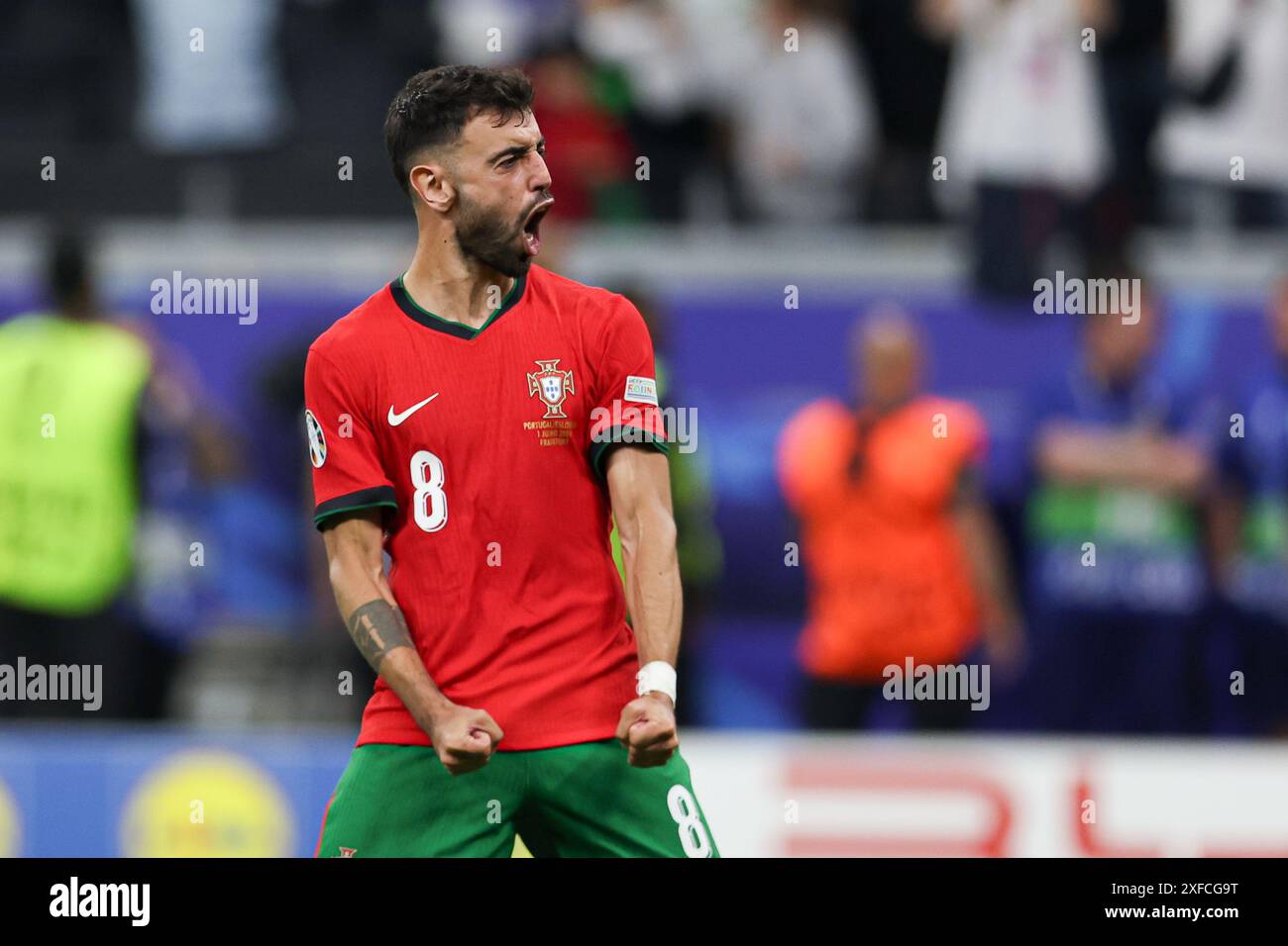 Bruno Fernandes del Portogallo festeggia la partita UEFA EURO 2024 tra Portogallo e Slovenia al Deutsche Bank Park (Francoforte sul meno). Punteggio finale: Tempo pieno, Portogallo 0:0 Slovenia e rigore-tiro ; Portogallo vs Slovenia (3-0) Foto Stock