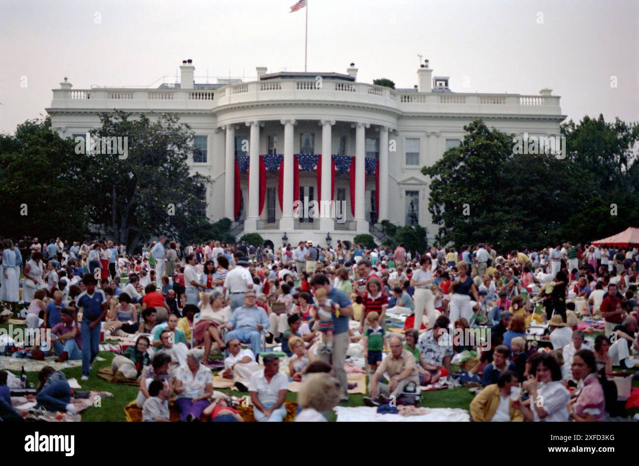 4 luglio picnic sul South Lawn della Casa Bianca - 7/4/1982 Foto Stock