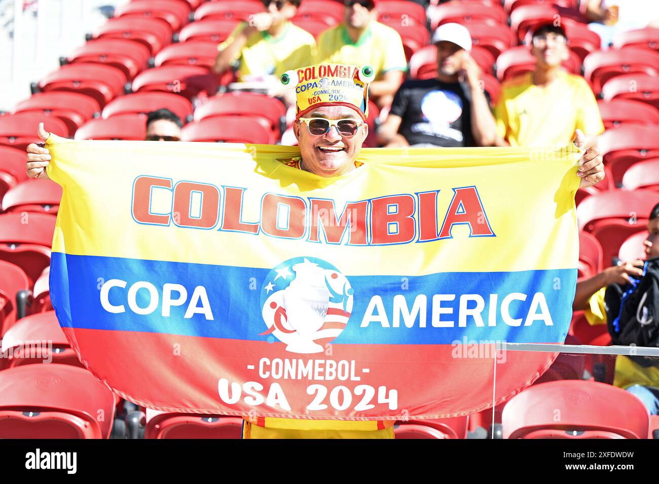 2 luglio 2024: Levi's Stadium, Santa Clara, California,: Copa America Football 3° round, Brasile contro Colombia: Tifosi della Colombia Foto Stock