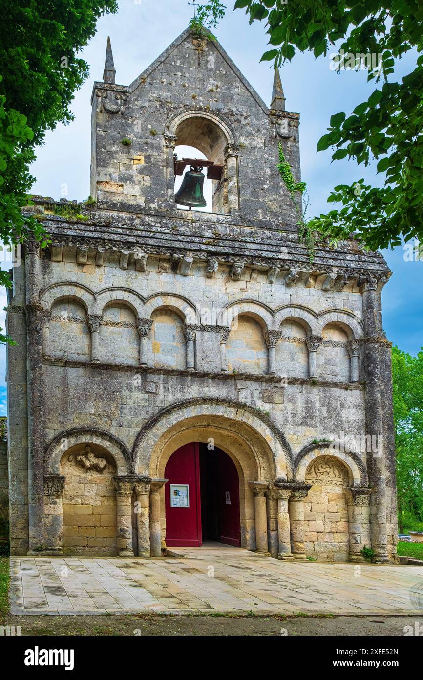 Francia, Gironda, Tauriac, chiesa romanica di Saint Etienne costruita tra l'XI e il XII secolo Foto Stock