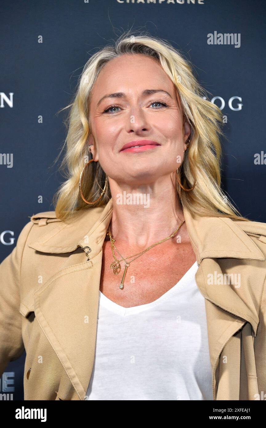 Eva Mona Rodekirchen bei der Ewa Herzog Fashion Show auf der Berlin Fashion Week S/S 2025 in der König Galerie. Berlino, 02.07.2024 *** Eva Mona Rodekirchen all'Ewa Herzog Fashion Show alla Berlin Fashion Week S 2025 nella König Galerie Berlin, 02 07 2024 foto:Xn.xKubelkax/xFuturexImagex herzog_4642 Foto Stock