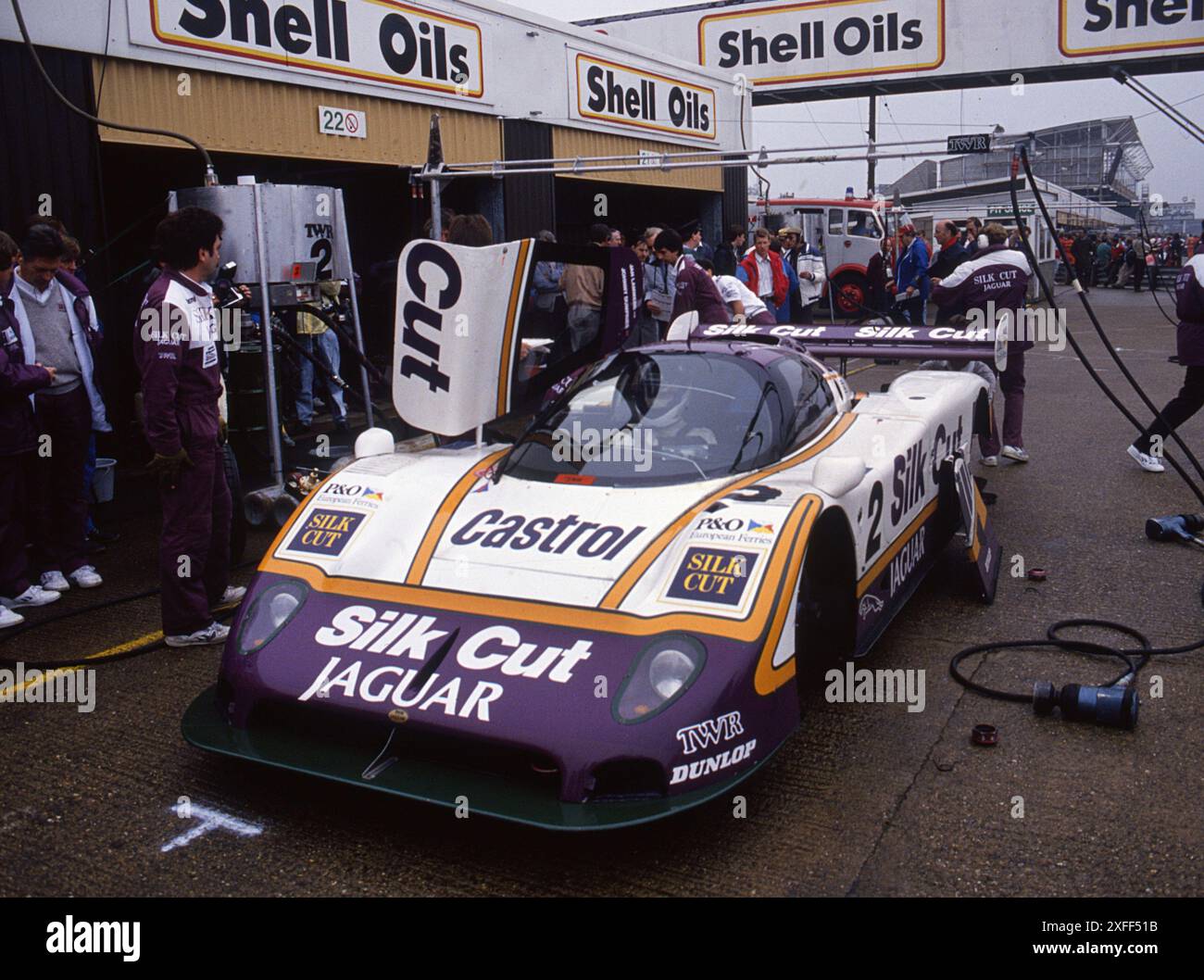 Jaguar XJ9R Lammers/Dumfries in box 1988 Autosport 1000K Foto Stock
