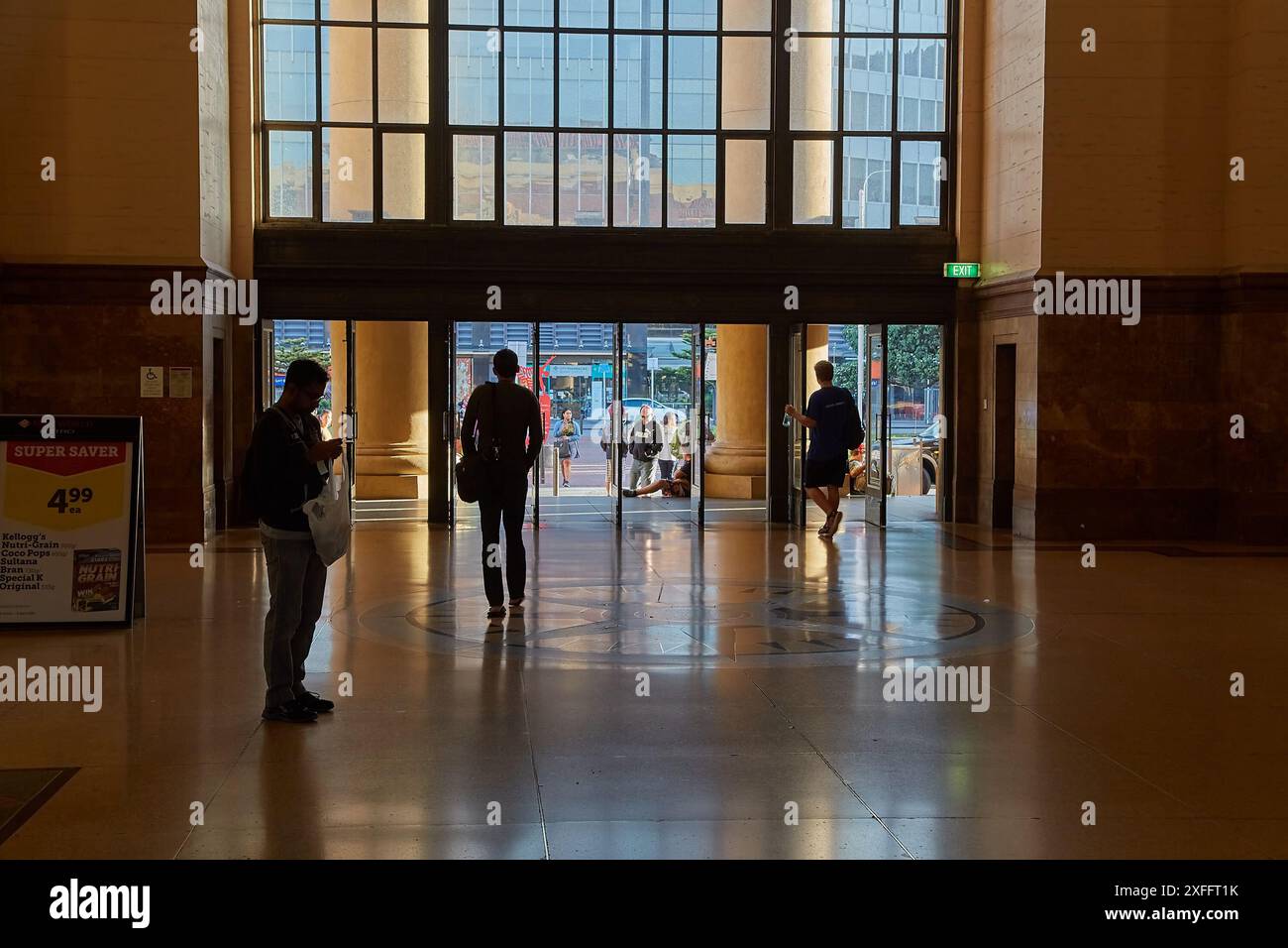 Stazione ferroviaria di Wellington di notte Foto Stock