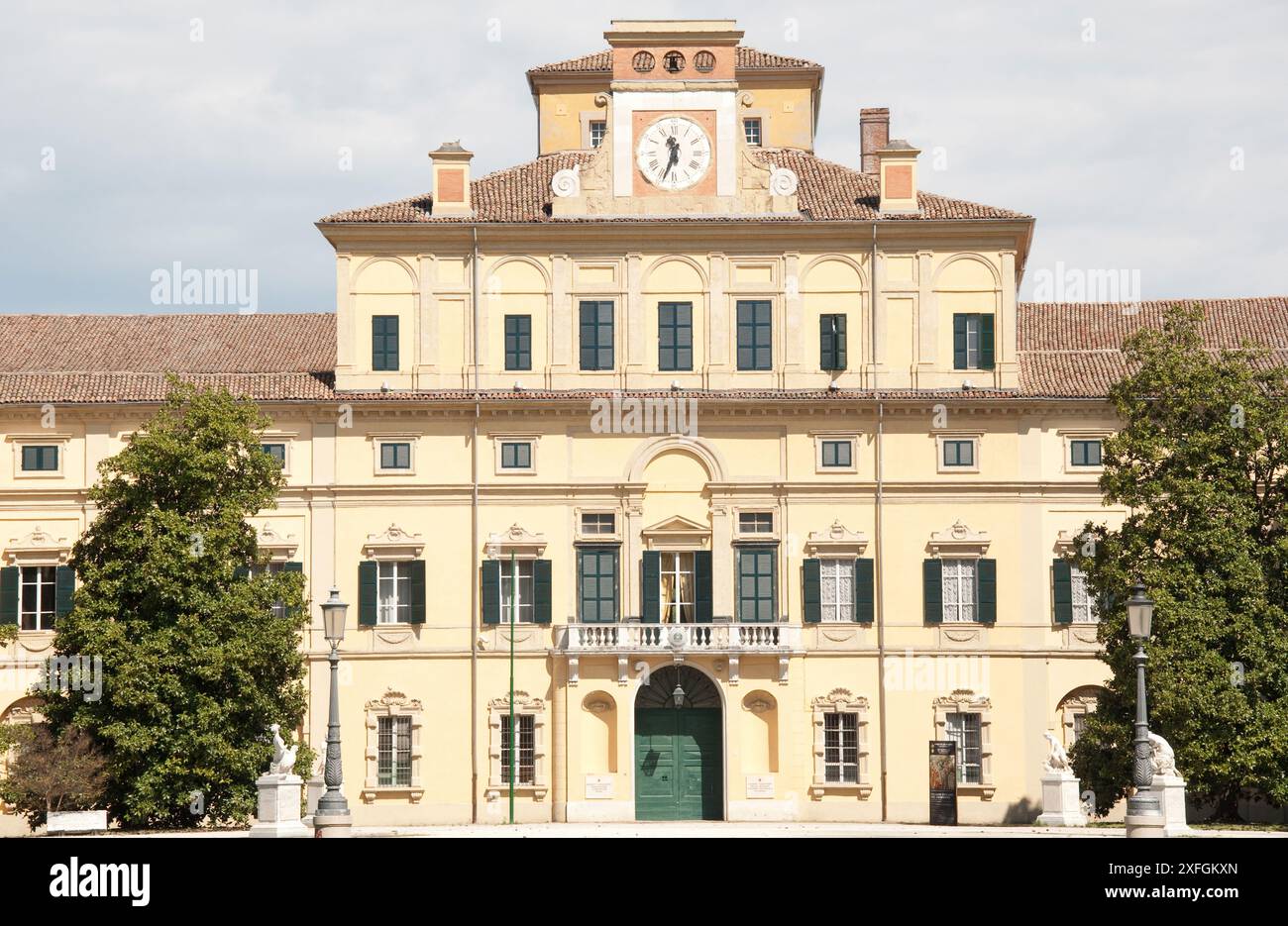 Sezione centrale, Palazzo del Duca di Parma, Parma, Emilia Romagna, Italia. Il Palazzo Ducale di Parma era un neoclao Foto Stock