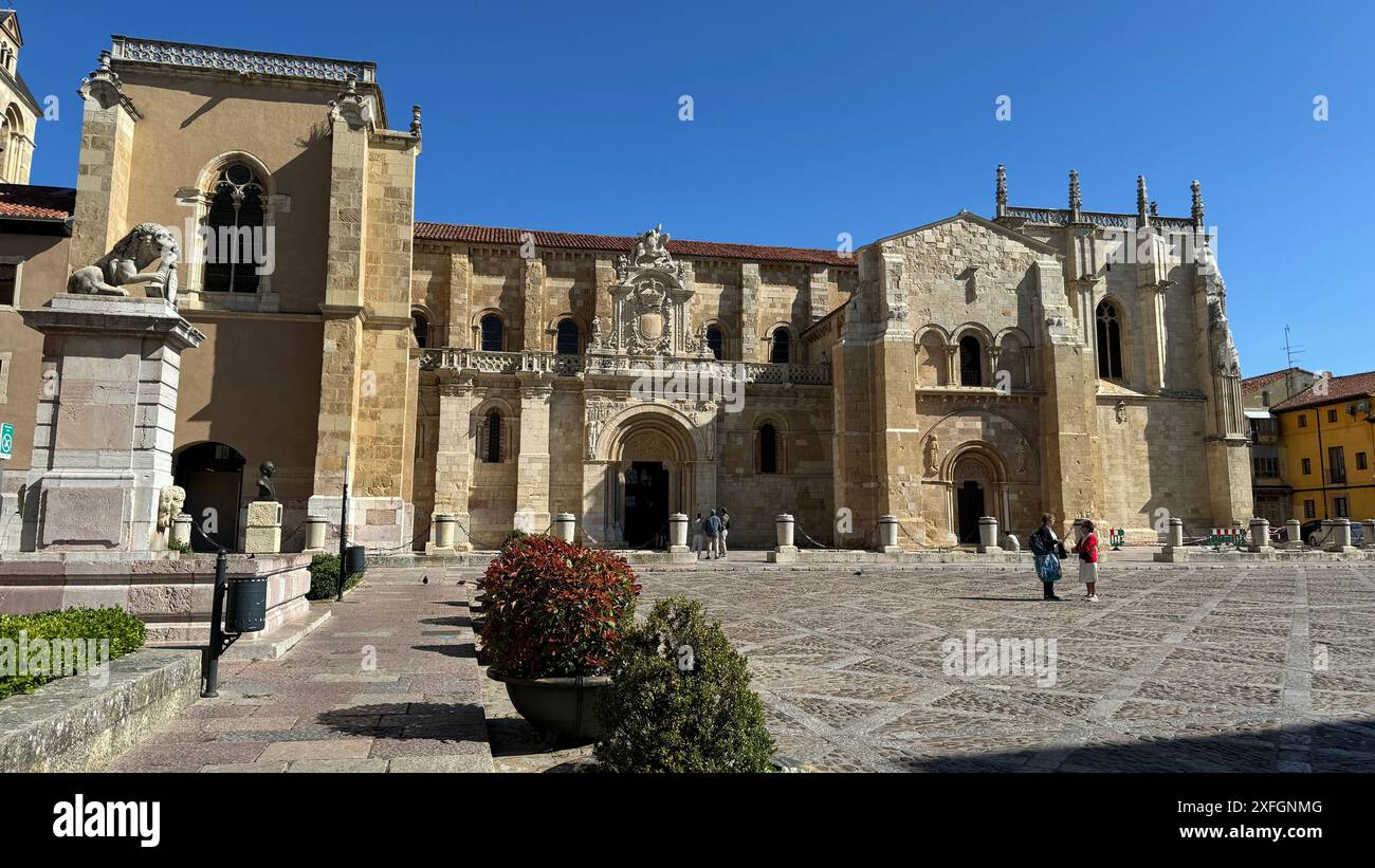 Collegiata reale di San Isidoro de León Foto Stock