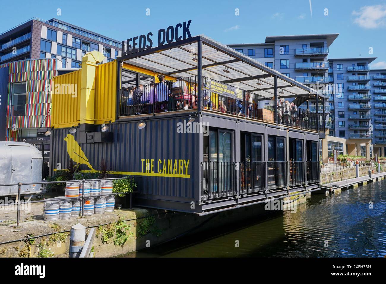 Canary Bar, Leeds Dock, Leeds, West Yorkshire, Regno Unito. Foto Stock