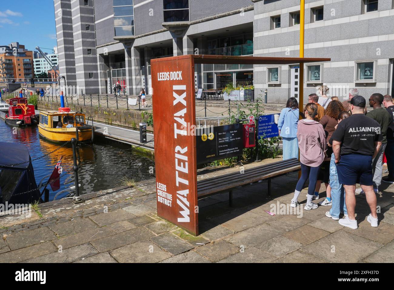 Leeds Dock Water taxi Stop, Leeds, West Yorkshire, Regno Unito. Foto Stock