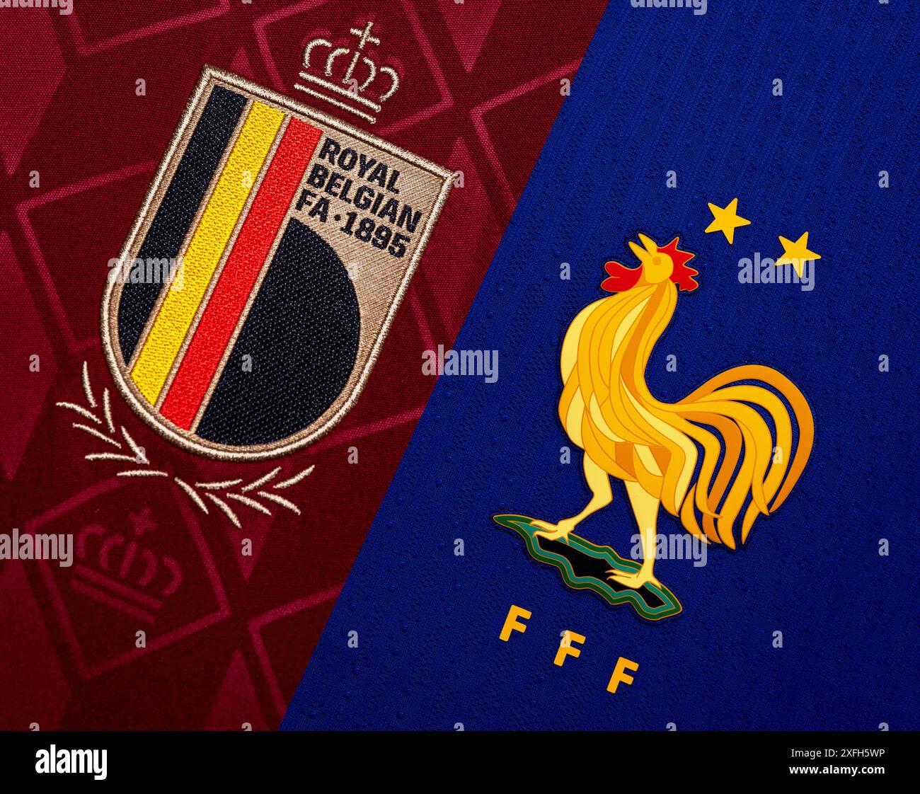 Primo piano dello stemma della nazionale di calcio sulla divisa Home. UEFA EURO 2024. Foto Stock