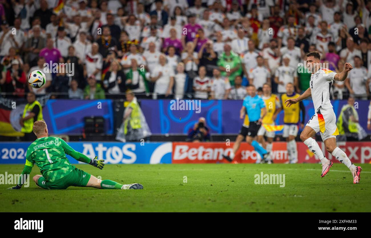 Dortmund, Germania. 29 giugno 2024. Niclas Füllkrug (DFB) Kasper Schmeichel (Danimarca) Germania - Danimarca Deutschland - Dänemark 29.06.2024 Copyright Foto Stock