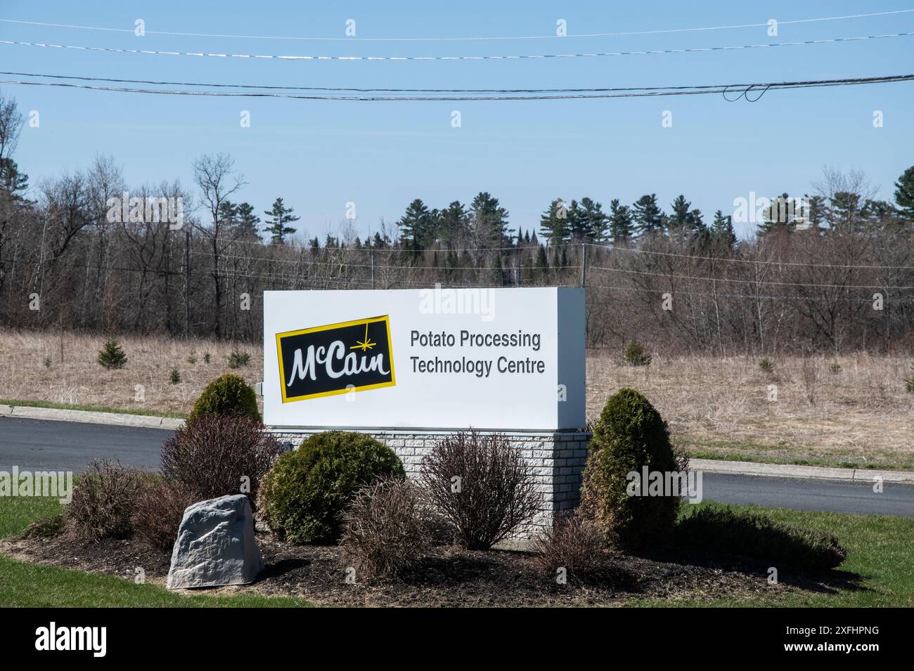 Cartello McCain per la lavorazione delle patate su Centreville Road a Florenceville, Bristol, New Brunswick, Canada Foto Stock