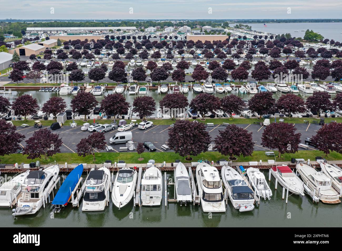 Harrison Twp., Michigan - il porticciolo Safe Harbor Belle Maer sul lago St. Clair. Foto Stock