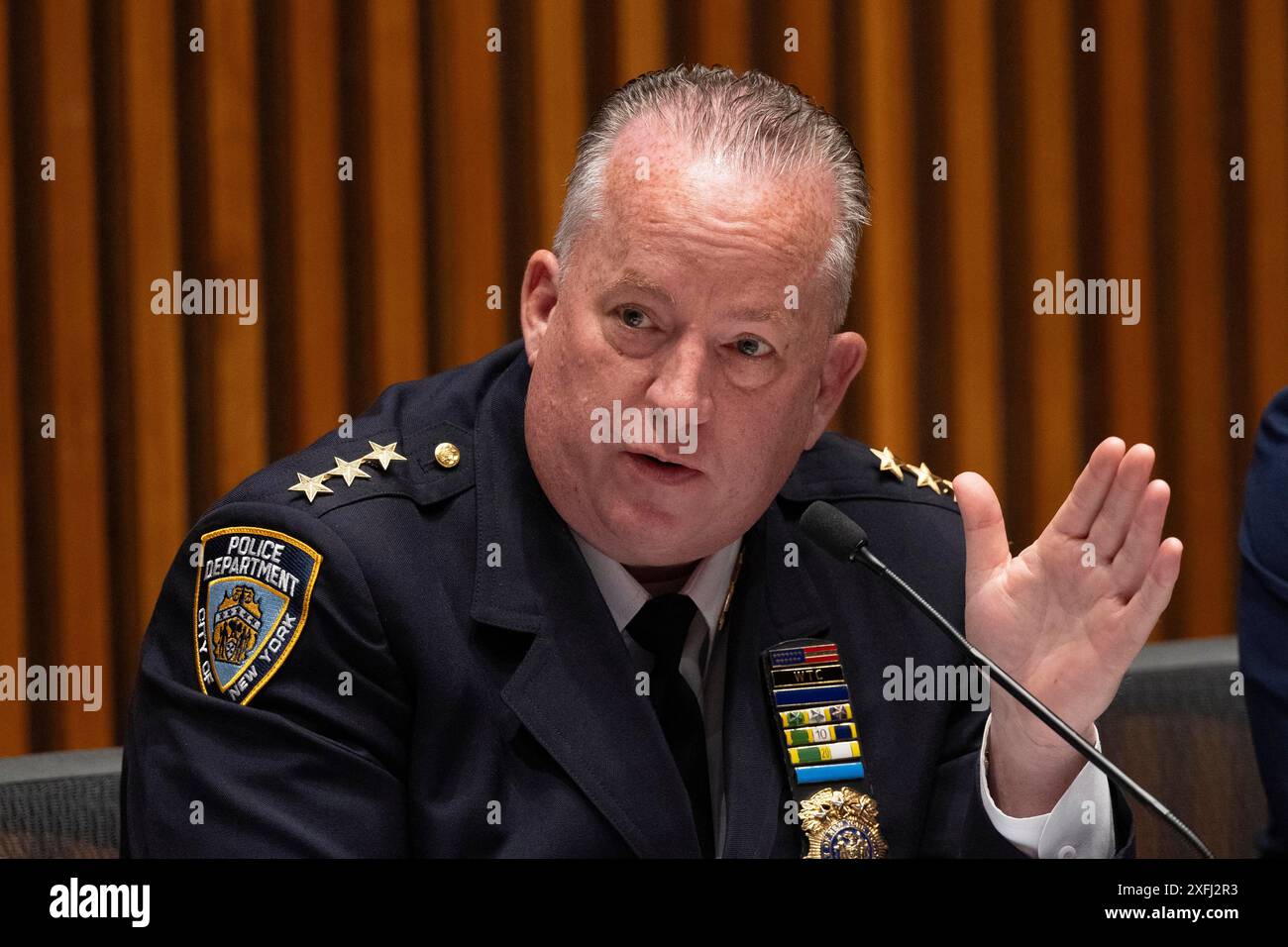 New York, New York, Stati Uniti. 3 luglio 2024. Il capo della pattuglia John Chell parla durante un briefing stampa del sindaco Eric Adams e dei dirigenti della polizia di New York sulle statistiche sul crimine e sui preparativi per i fuochi d'artificio del 4 luglio di Macy presso One Police Plaza a New York il 3 luglio 2024 (Credit Image: © Lev Radin/ZUMA Press Wire) SOLO PER L'USO EDITORIALE! Non per USO commerciale! Foto Stock