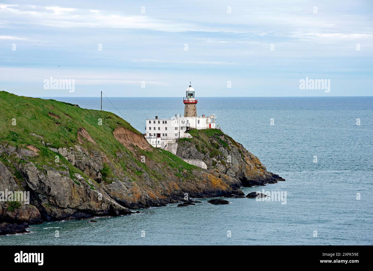 Howth, Irlanda 1° maggio 2024, penisola di Howth, costline e faro di Baily, Dublino, Irlanda Foto Stock