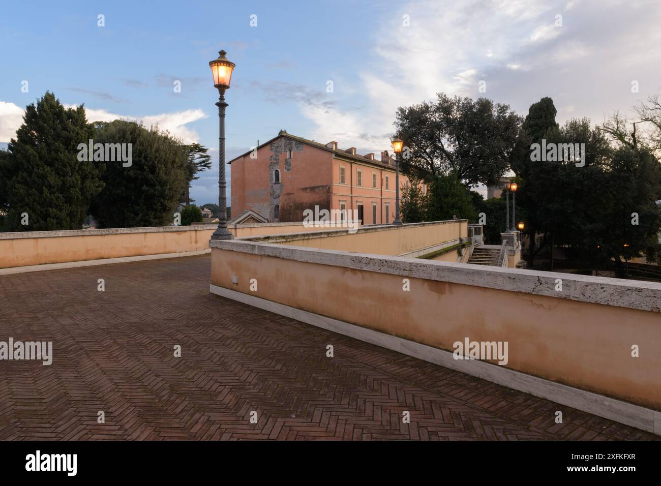 La terrazza all'ultimo piano dei Musei Capitolini. Roma, Italia Foto Stock