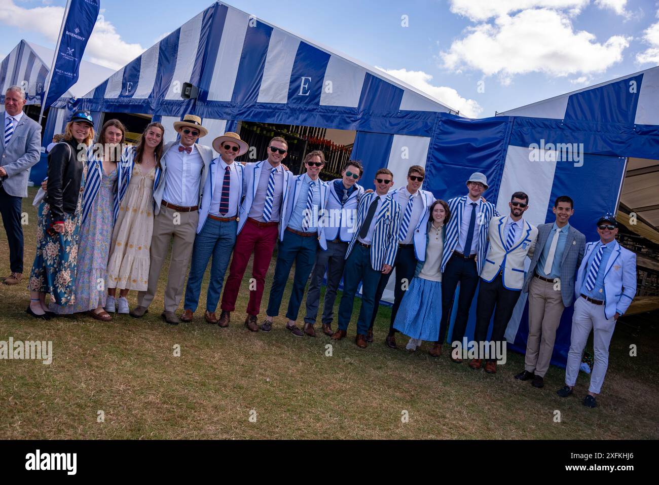 Henley Royal Regatta, Henley-on-Thames, Oxfordshire, Regno Unito, 4 luglio 2024. Membri del Riverside Rowing Club, Boston, USA. Crediti: Martin Anderson/Alamy Live News Foto Stock