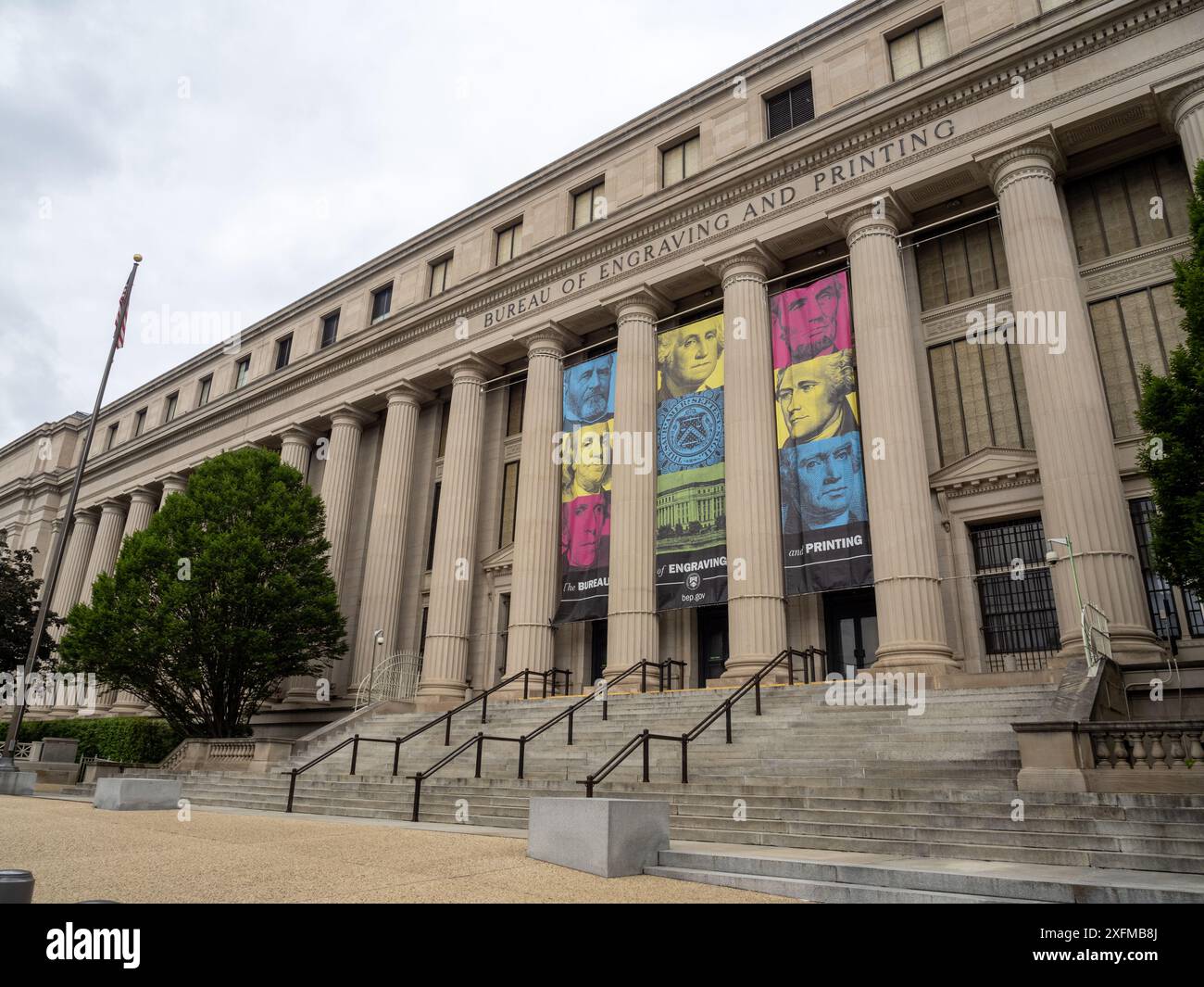 L'ingresso al Bureau of Engraving and Printing di Washington, D.C., è una vista impressionante dove vengono stampati miliardi di dollari. Foto Stock