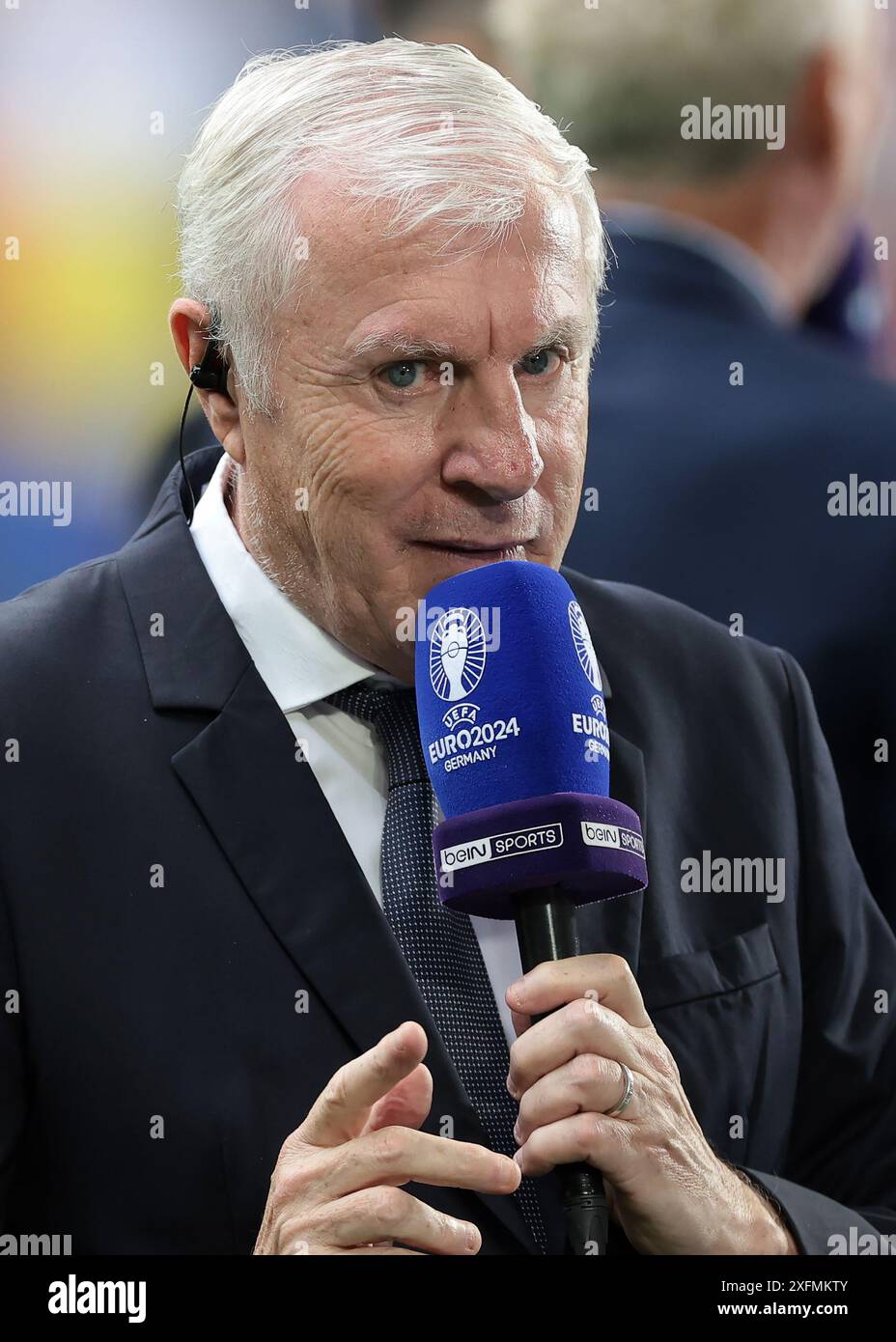 Dusseldorf, Germania, 1 luglio 2024. L'ex calciatore francese Luis Miguel Fernandez Toledo durante la partita dei Campionati europei UEFA di Dusseldorf Arena, Dusseldorf. Il credito immagine dovrebbe essere: Jonathan Moscrop / Sportimage Foto Stock