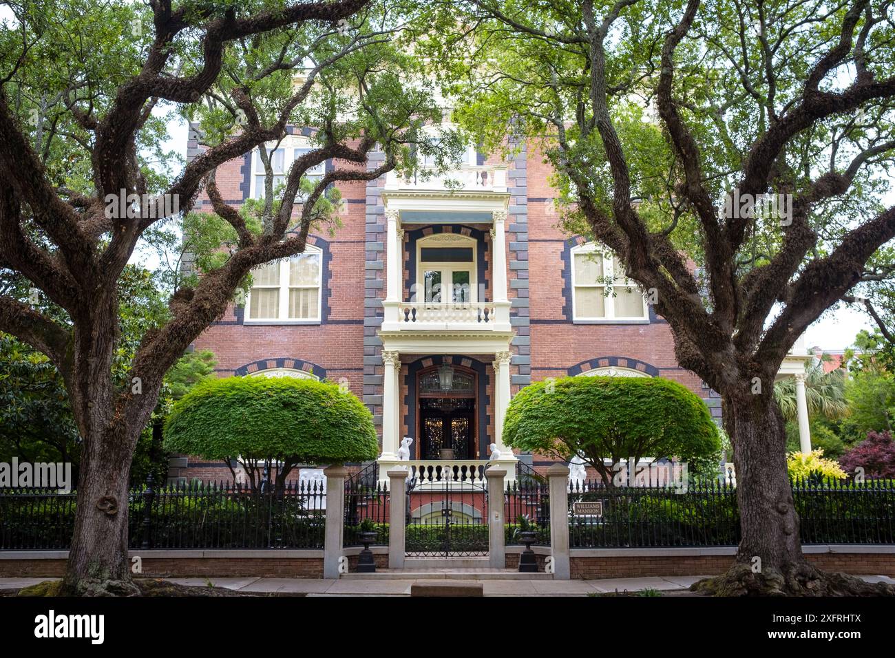 Eleganti case lungo la Battery nel centro di Charleston, South Carolina, Stati Uniti Foto Stock