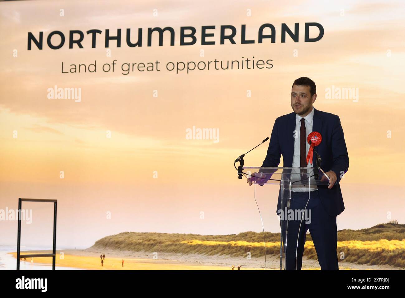 Blyth, Regno Unito - il risultato delle elezioni di Hexham dichiara Joe Morris come deputato laburista - il primo deputato laburista nel collegio elettorale per 100 anni. Credito fotografico Jill o'Donnell/Alamy Live News Credit: Jill ODonnell/Alamy Live News Foto Stock