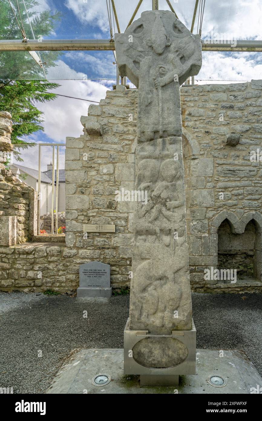Doorty Cross, Kilfenora Medieval Cathedral (Saint Fachtnanrsquo),The Burren, County Clare, Irlanda, Regno Unito. Foto Stock