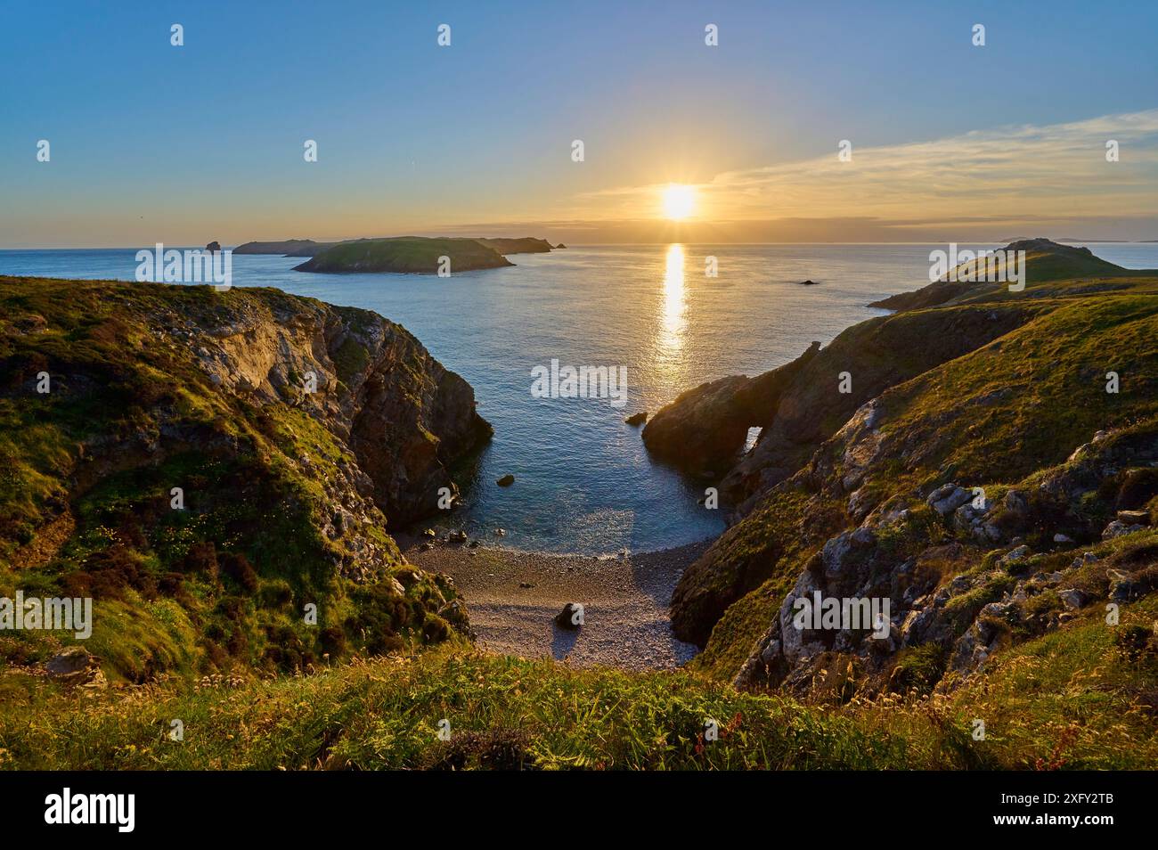 Costa, Isole, Mare, cielo, tramonto, Summer, Skomer Island, Martin's Haven, Pembrokeshire Coast Path, Haverfordwest, Galles, Regno Unito Foto Stock