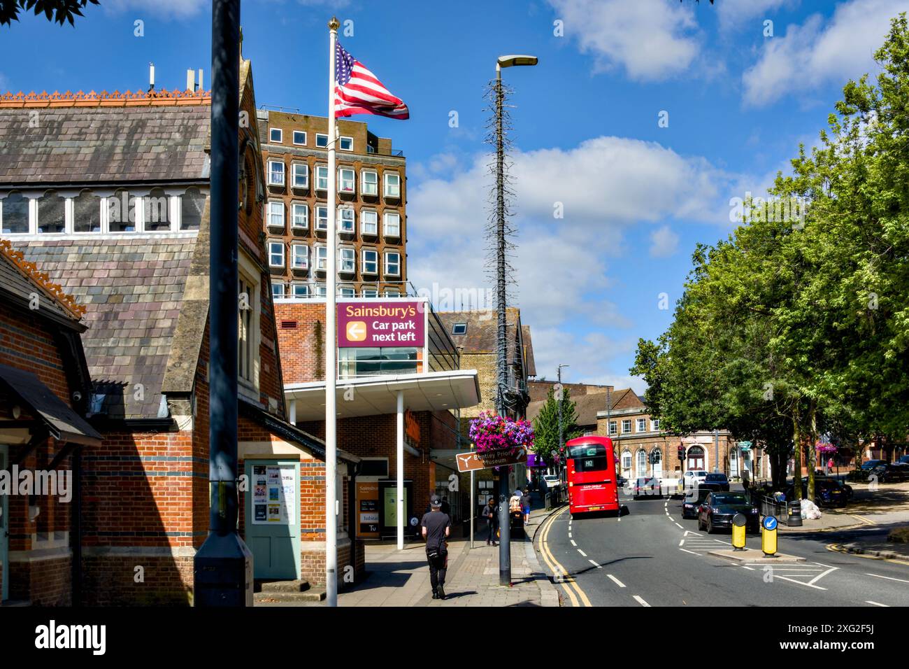 Broadway, Stanmore, Borough of Harrow, Londra, Inghilterra, REGNO UNITO Foto Stock