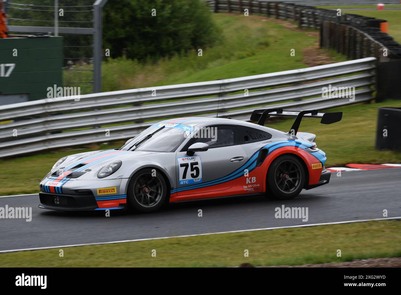 Keith Bush nella Porsche 911 GT3 Cup del Team Parker Foto Stock