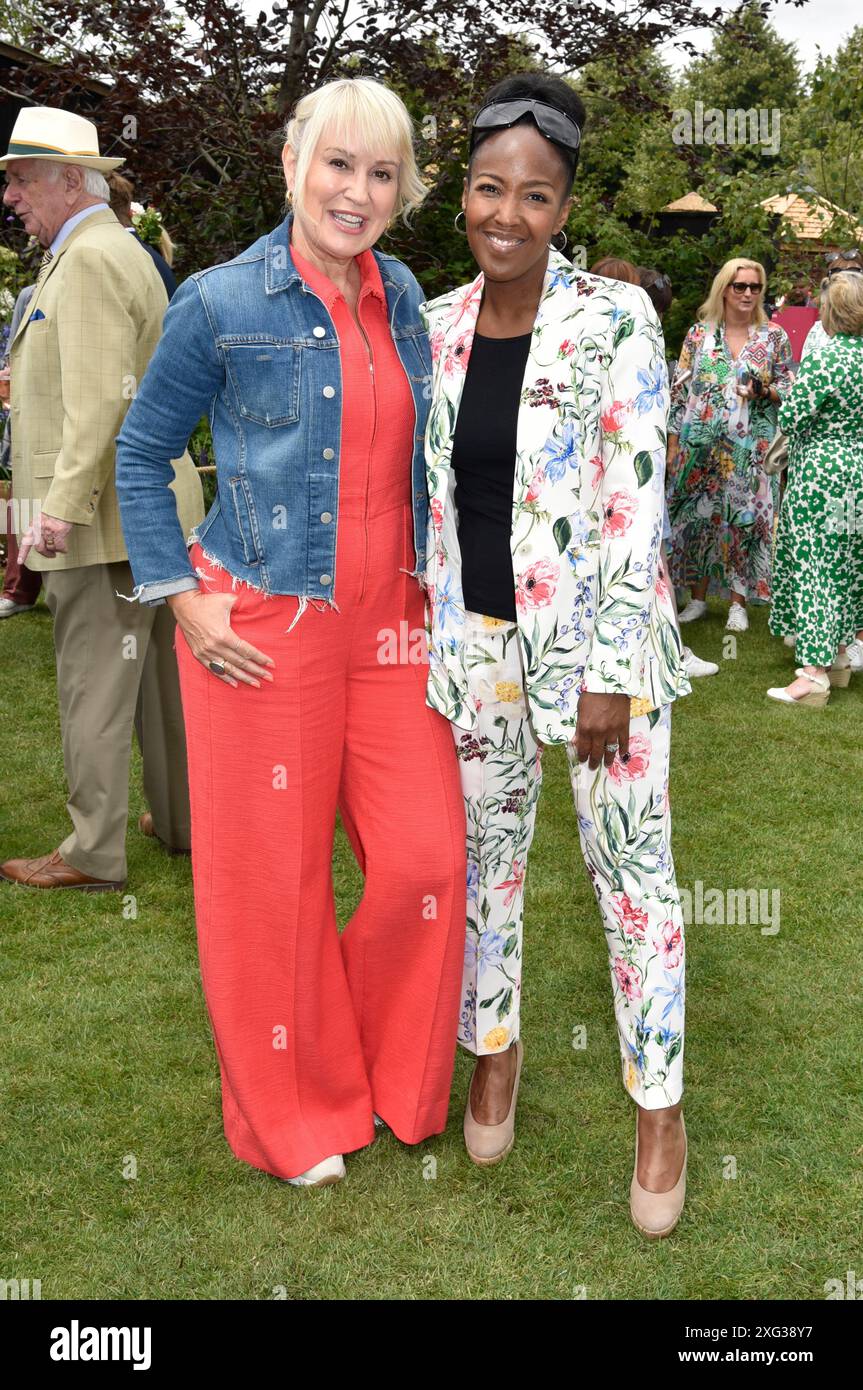 Luglio 2024. East Molesey, Surrey, Regno Unito. Nicki Chapman e Angellica Bell al 2024 RHS Hampton Court Palace Garden Festival. Sue Andrews/Alamy. Foto Stock