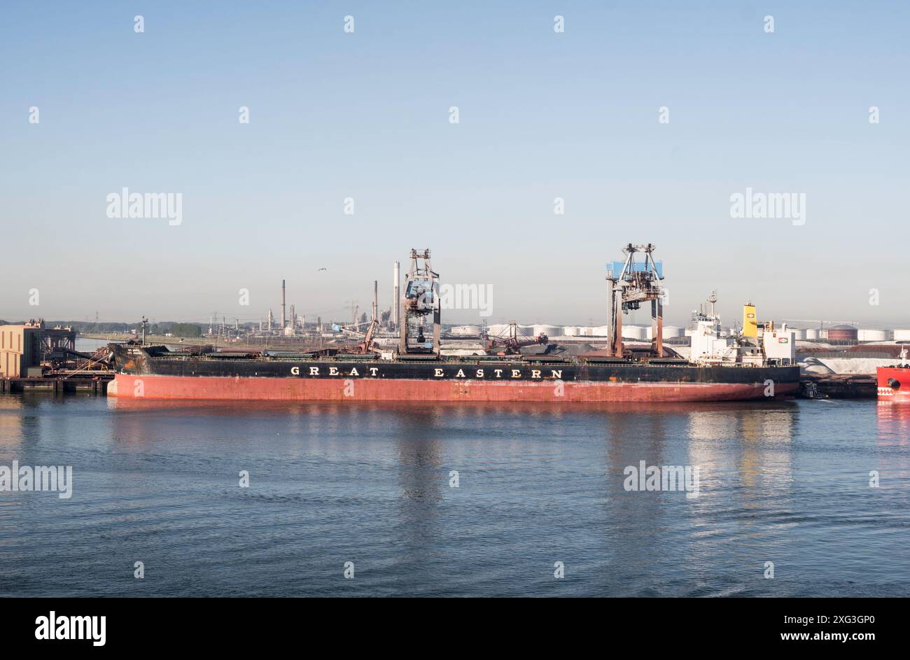 Great Eastern Shipping portarinfuse Jag Anand ormeggiata nel porto di Rotterdam, Paesi Bassi, Europa Foto Stock