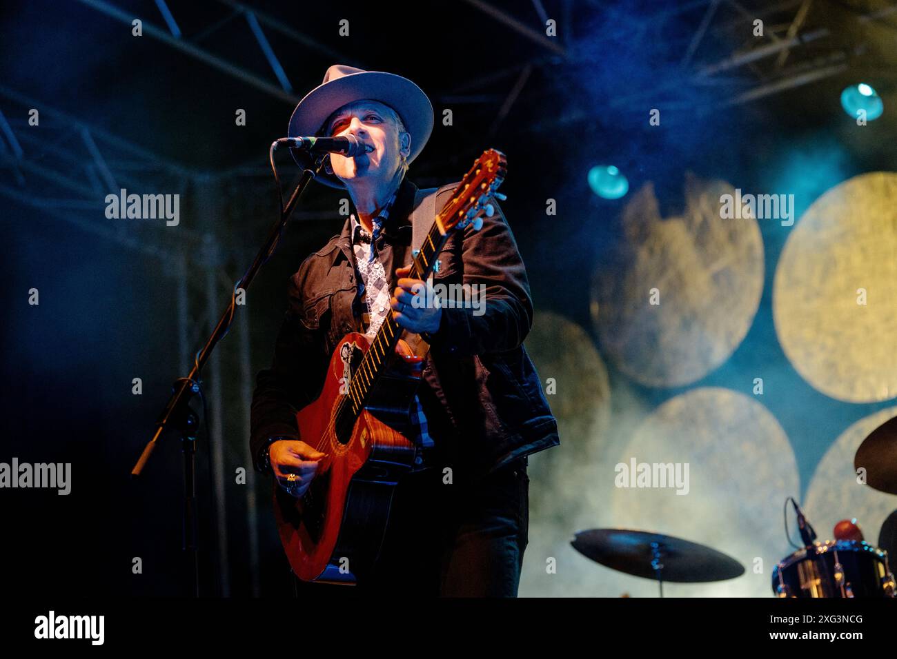 Calexico, in diretta a Pistoia Blues, Pistoia, Italia Foto Stock
