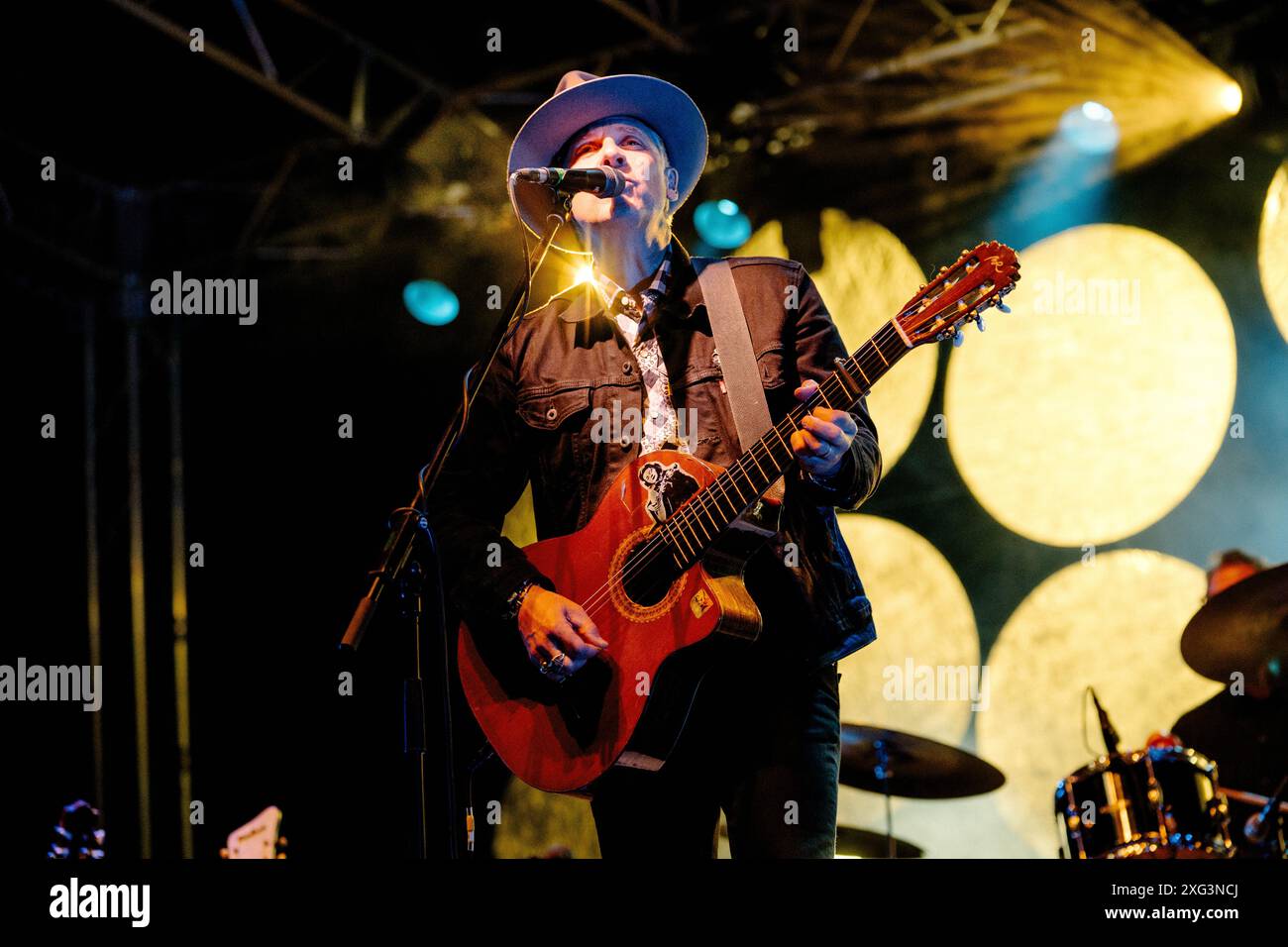 Calexico, in diretta a Pistoia Blues, Pistoia, Italia Foto Stock