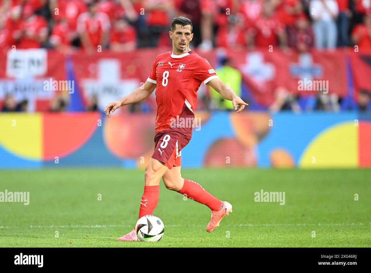 DUSSELDORF - 06/07/2024, Remo Freuler della Svizzera durante i quarti di finale di UEFA EURO 2024 tra Inghilterra e Svizzera alla Dusseldorf Arena il 6 luglio 2024 a Dusseldorf, Germania. ANP | Hollandse Hoogte | GERRIT VAN COLOGNE Foto Stock