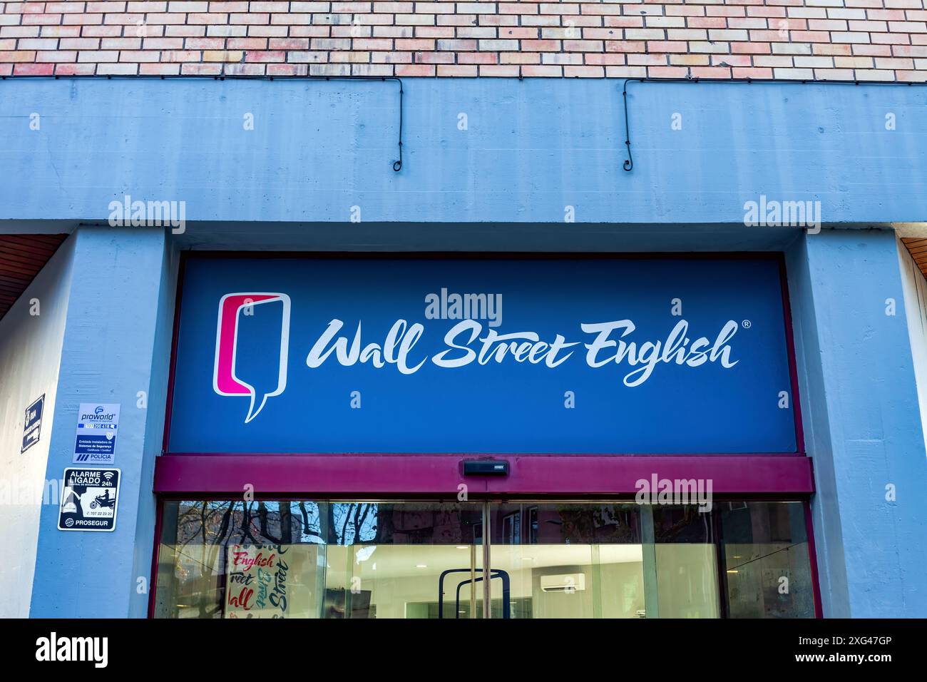 Wall Street English alias Wall Street Institute. Scuole internazionali di lingua inglese con l'obiettivo di insegnare l'inglese a persone non anglofoni Foto Stock