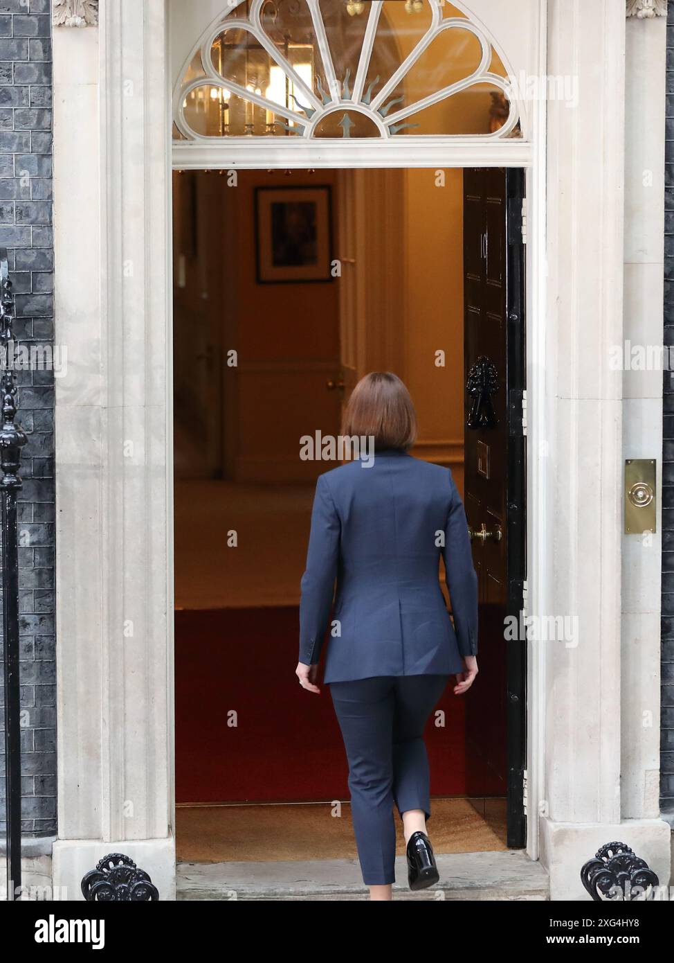 Londra, Regno Unito, 5 luglio 2024. Il nuovo segretario alla giustizia Shabana Mahmood arriva al numero 10 di Downing Street, Londra, Regno Unito Foto Stock